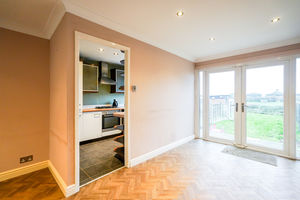 Photo 25- click for photo gallery